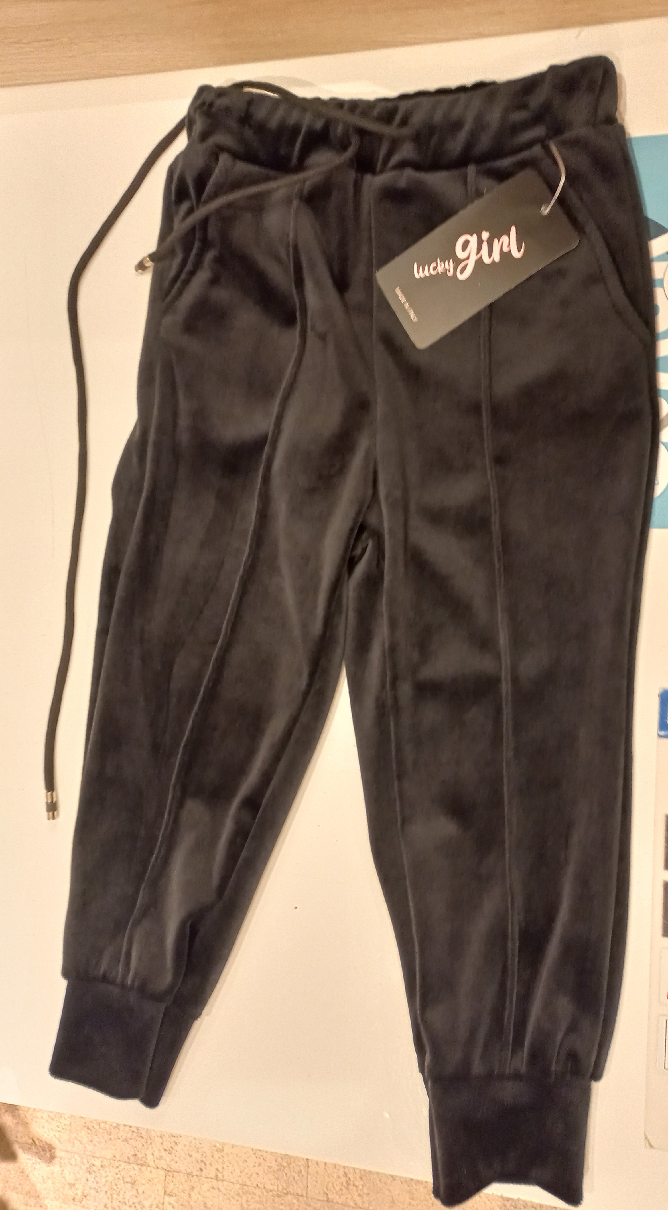 Imagen oficial de Children's trousers ; Bella&bello kids ; lucky girl publicada por OECD 2