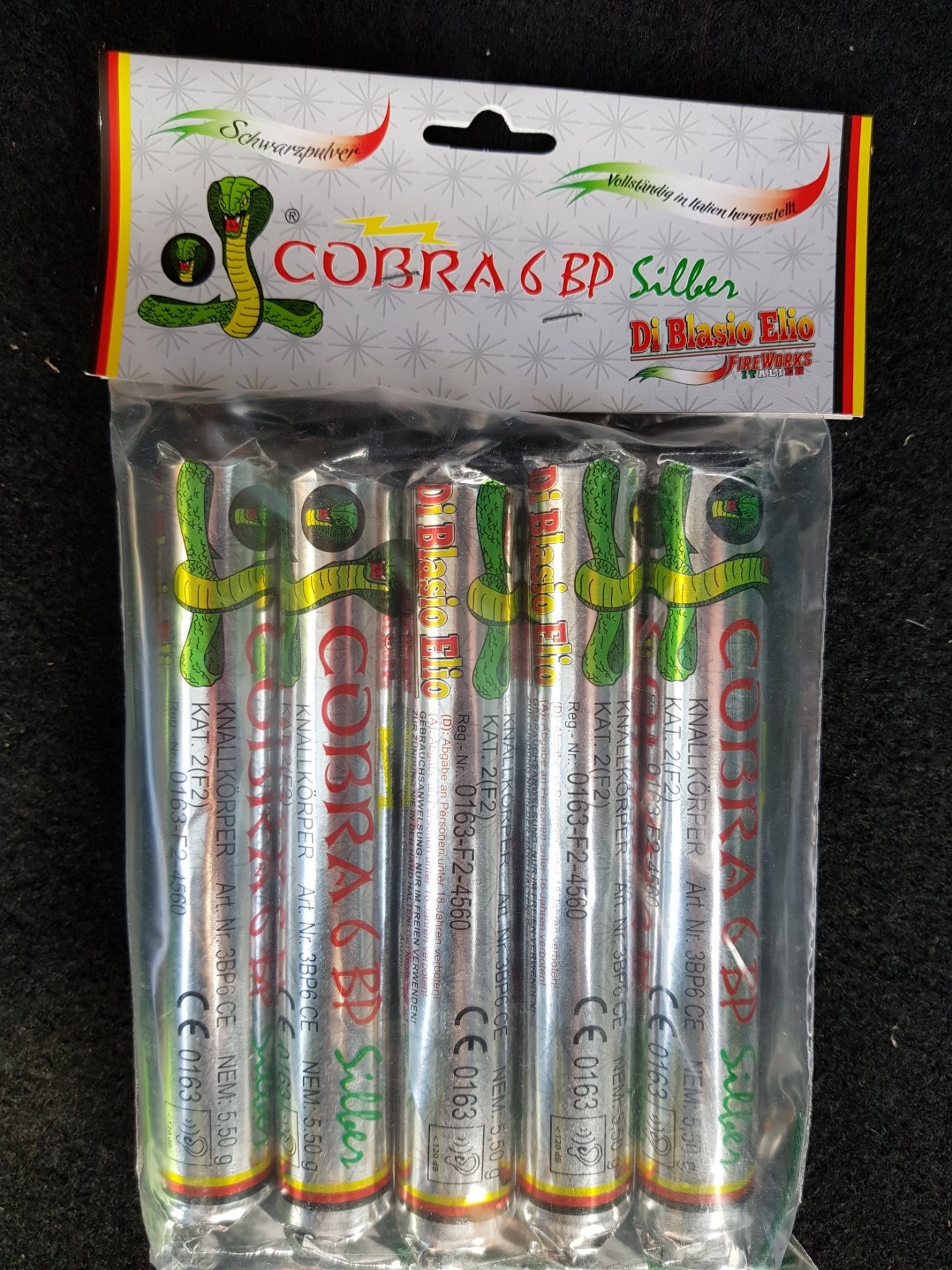 Imagen oficial de Fireworks ; Di Blasio Elio Fireworks ; Cobra 6 BP publicada por OECD 2