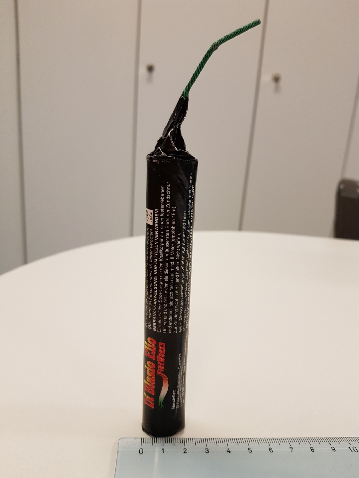 Imagen oficial de Fireworks ; Di Blasio Elio Fireworks ; Cobra 3BP 4 publicada por OECD 5