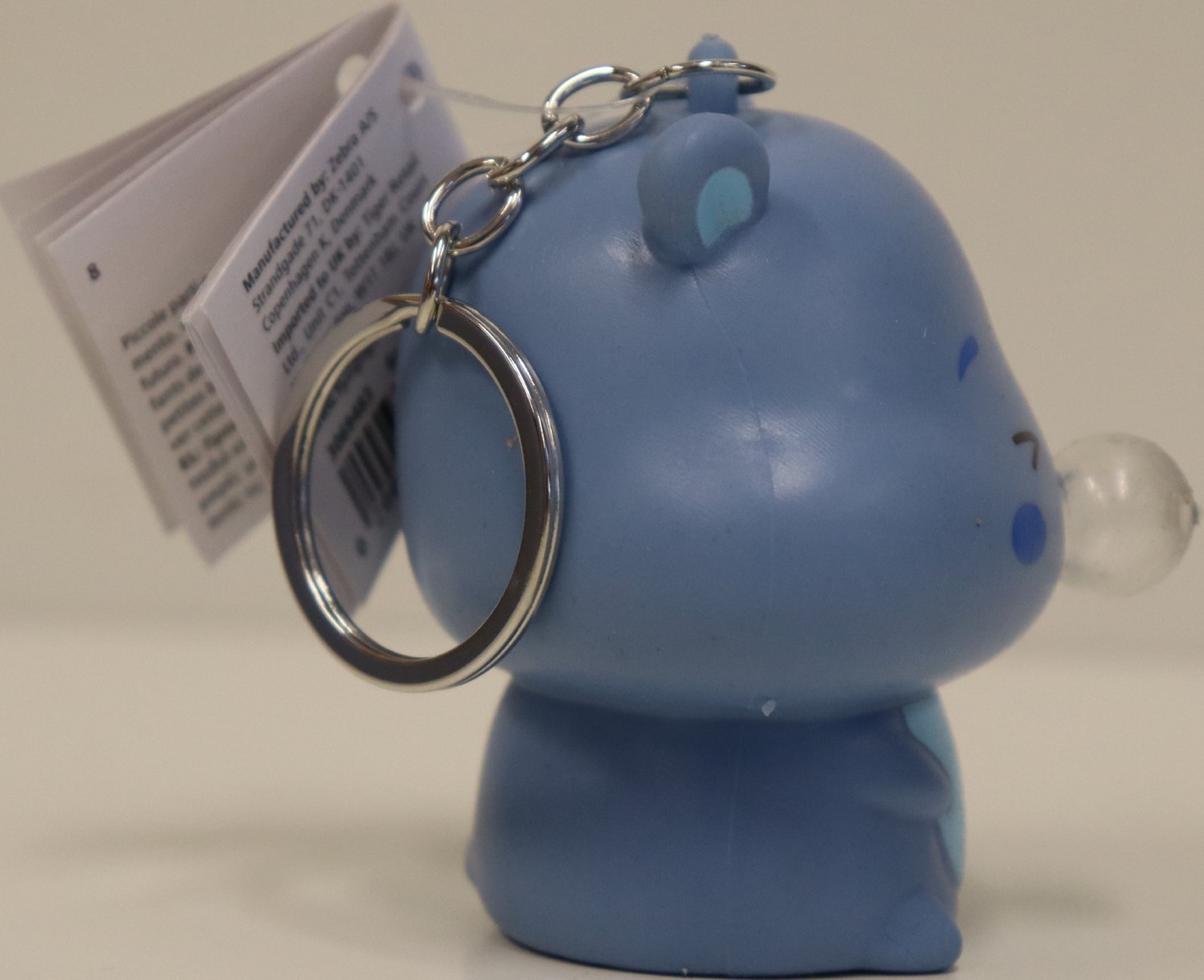 Imagen oficial de Key ring with toy ; Flying Tiger Copenhagen ; Noglering Key Ring publicada por OECD 2