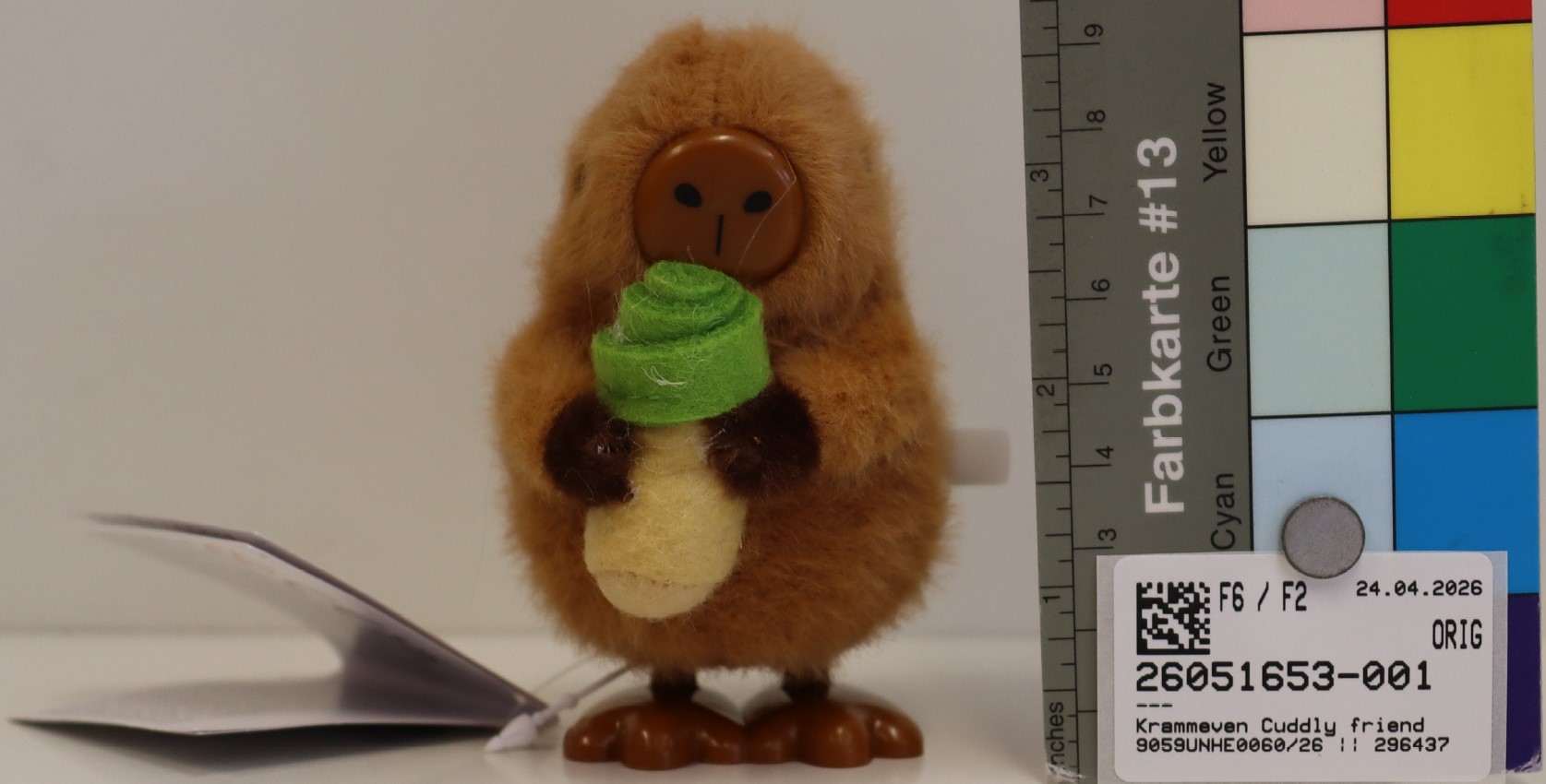 Imagen oficial de Plastic toy ; Flying Tiger Copenhagen ; Krammeven Cuddly friend publicada por OECD
