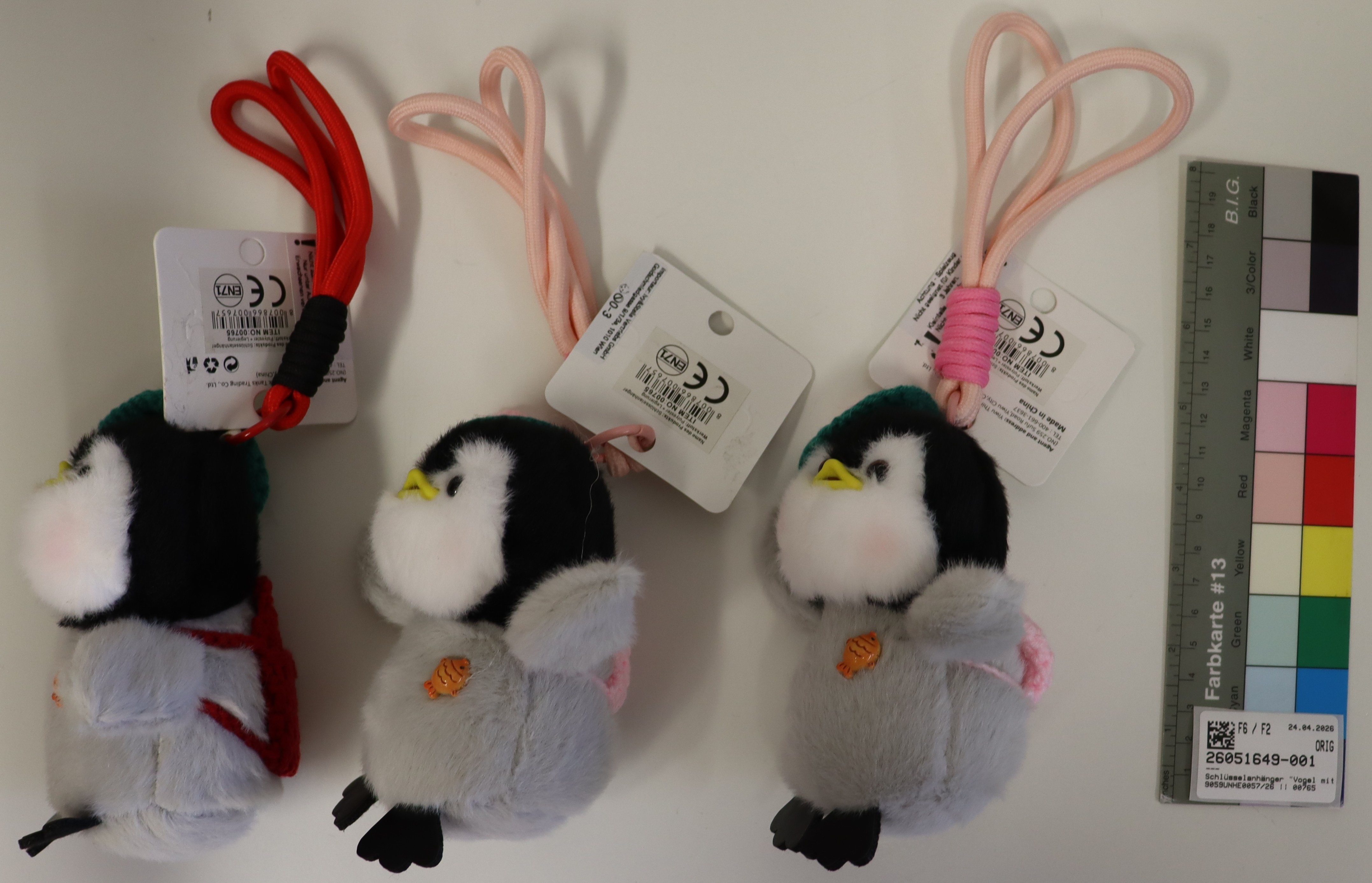 Imagen oficial de Soft toy with key ring ; YOYOSO ; publicada por OECD 4