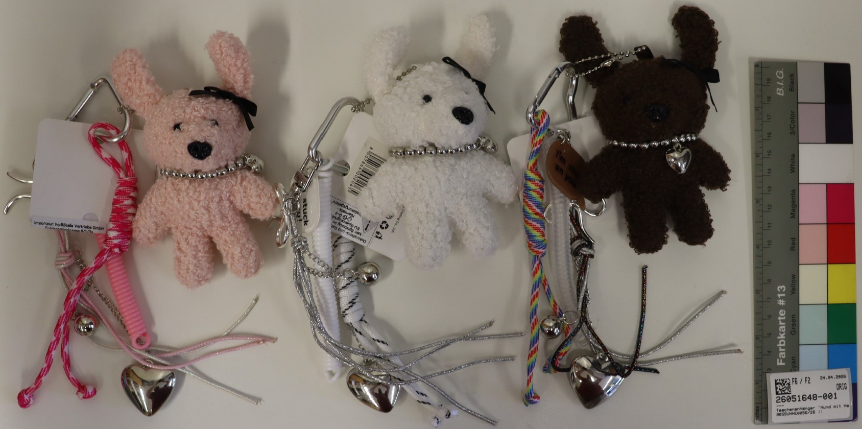 Imagen oficial de Key chain with soft toy ; YOYOSO ; Taschenanhänger publicada por OECD