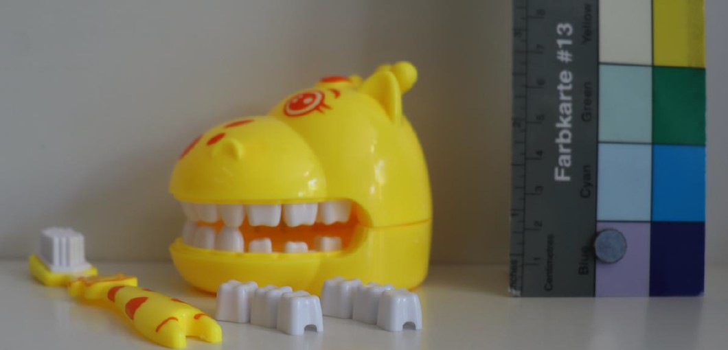 Imagen oficial de Toothbrush learning set ; Unknown ; play house toys publicada por OECD 2