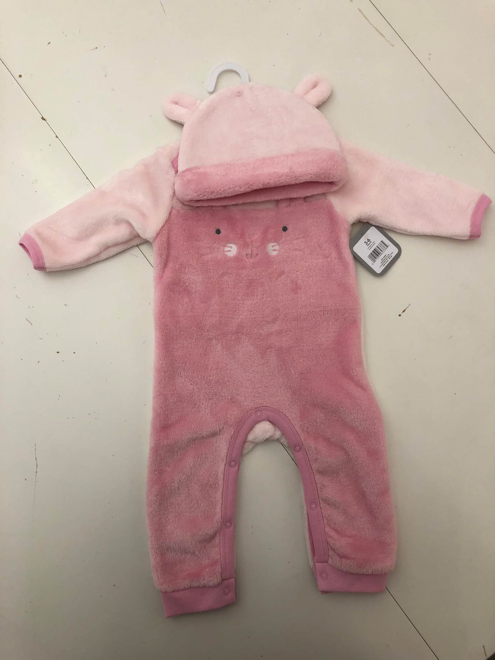 Imagen oficial de Bon Bebe and Rene Rofe Infant Rompers publicada por OECD 5