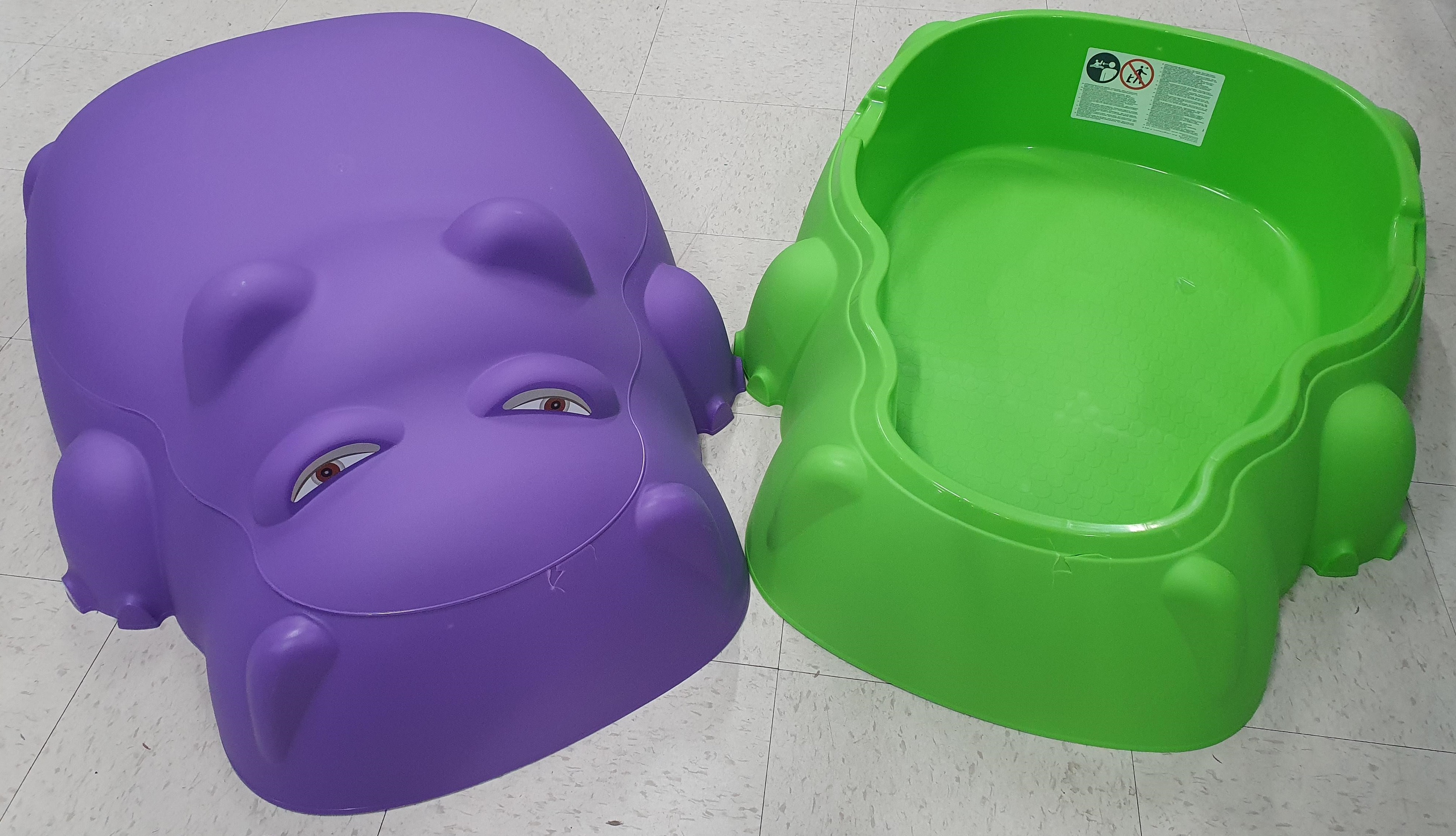 Imagen oficial de Toymate — Starplay Hippo Pool/Sandpit publicada por OECD 2