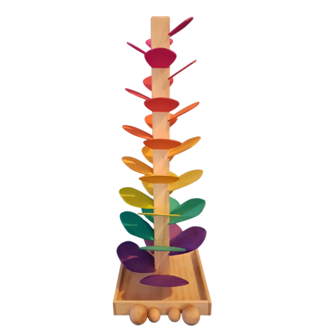 Imagen oficial de Marble Tree That Fits Large Balls publicada por OECD