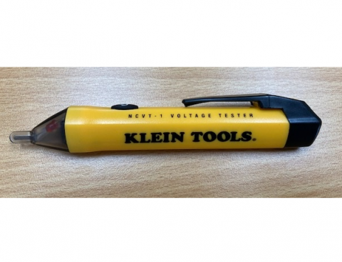 Imagen oficial de Klein Tools Non Contact Voltage Tester NCVT-1 publicada por OECD