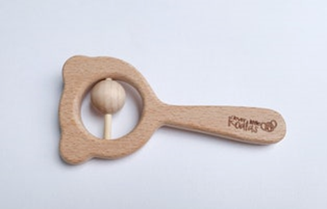 Imagen oficial de Wooden Bear Rattle publicada por OECD
