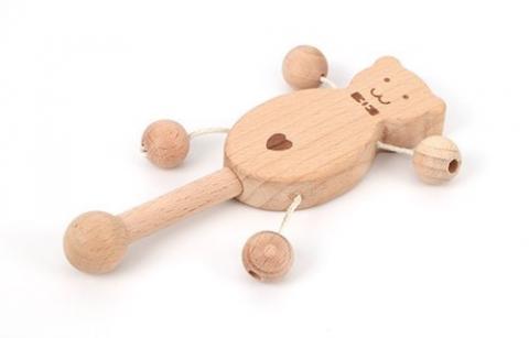 Imagen oficial de Animal-Shaped Rattle - The Montessori Infant Wooden Molar Rattle Play Set publicada por OECD