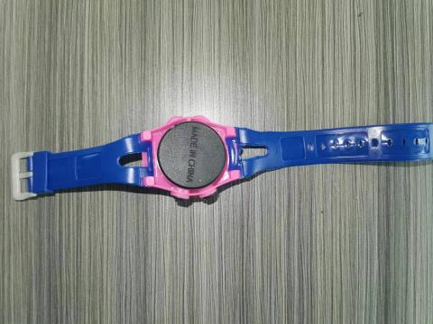 Imagen oficial de Surprise 5 - Flavoured Drink 250mL with Toy Watch publicada por OECD 3