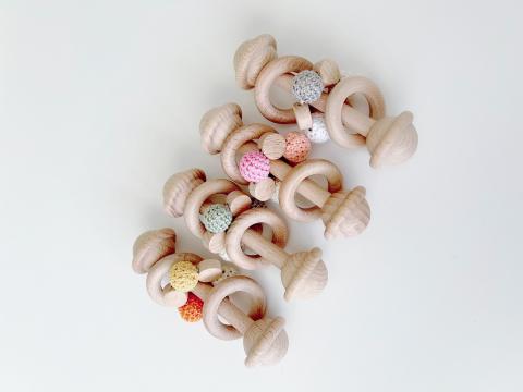 Imagen oficial de Wooden Baby Rattle publicada por OECD