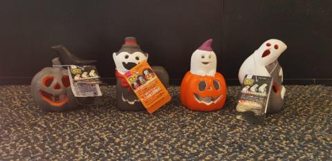 Imagen oficial de Halloween LED Ornament publicada por OECD