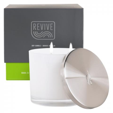 Imagen oficial de Double-Wick Revive Soy Candle publicada por OECD 5