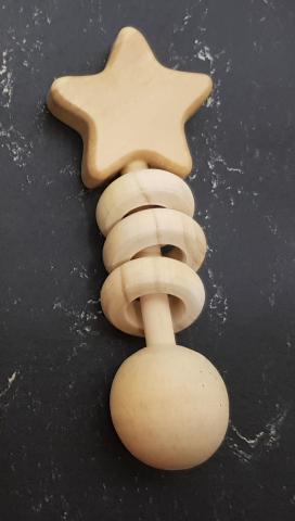 Imagen oficial de Handmade Montessori Star Rattle publicada por OECD