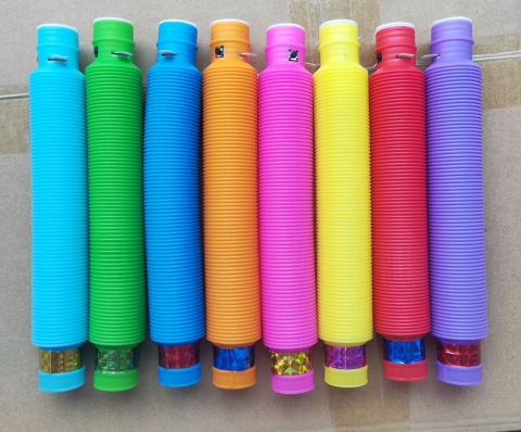 Imagen oficial de Sensory glow tube toy publicada por OECD