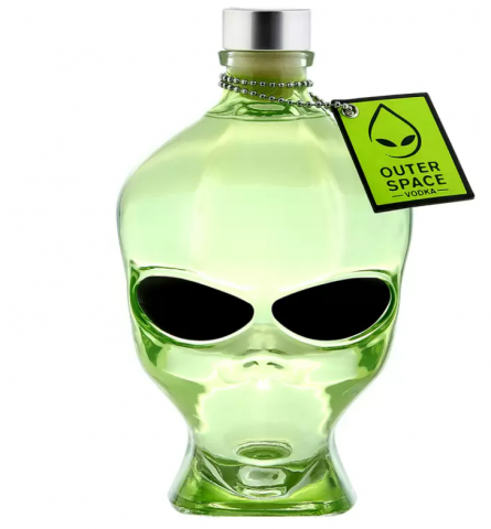 Imagen oficial de Novelty liquor bottles containing gin or vodka publicada por OECD