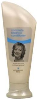 Imagen oficial de Complete Balance Conditioner 400mL publicada por OECD