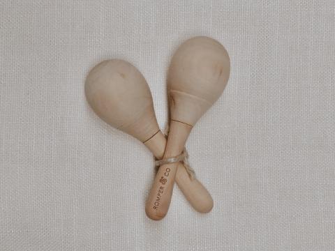 Imagen oficial de Various rattles, teethers and wooden shaker toys publicada por OECD 5