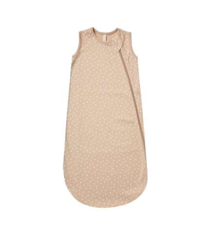 Imagen oficial de Quincy Mae jersey sleep bag publicada por OECD