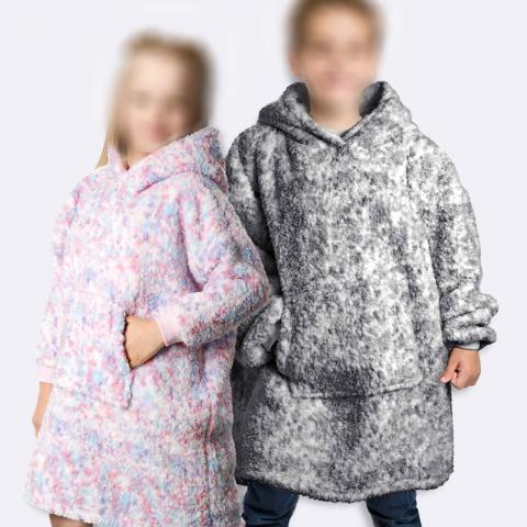 Imagen oficial de Teddy fur kids Snuggie Huggie publicada por OECD