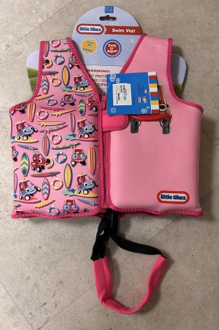 Imagen oficial de Little Tikes and Nautica swim vests and float set publicada por OECD