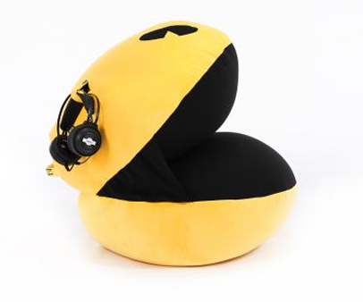 Imagen oficial de PAC-Man Gaming Bean Bag Cover - sold at Target publicada por OECD