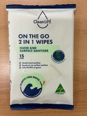 Imagen oficial de CleanLIFE On the Go 2 in 1 wipes publicada por OECD