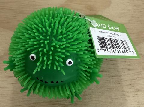 Imagen oficial de K Mini Noodle Critters – squishy toy publicada por OECD 2