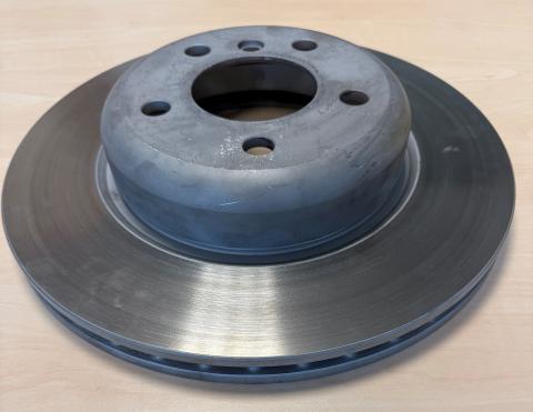 Imagen oficial de Two-piece (bi-metallic) TMD Friction Textar brake discs publicada por OECD