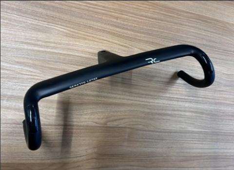 Imagen oficial de Bianchi Impulso RC Integrated Carbon Handlebars (supplied with Bianchi Impulso RC Bikes or sold separately) publicada por OECD 3