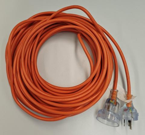 Imagen oficial de 18m extension cord sold with Vax Bagged Backpack Vacuum Cleaner (VXCB-01) publicada por OECD