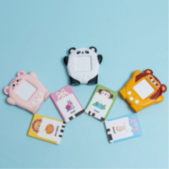 Imagen oficial de Children’s talking flashcard toys – animal shaped and rectangular publicada por OECD