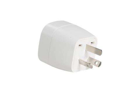Imagen oficial de Assorted travel adaptors - sold at Big W publicada por OECD 4