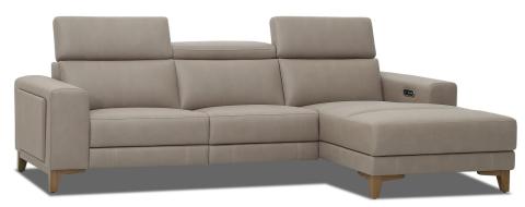 Imagen oficial de Essex, Maxim and Sierra electric recliners and sofas with heat pads - sold at Harvey Norman publicada por OECD 5