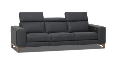 Imagen oficial de Essex, Maxim and Sierra electric recliners and sofas with heat pads - sold at Harvey Norman publicada por OECD 4