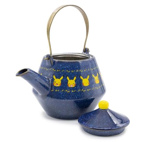 Imagen oficial de Pokémon Pikachu Co-BOLT teapot publicada por OECD