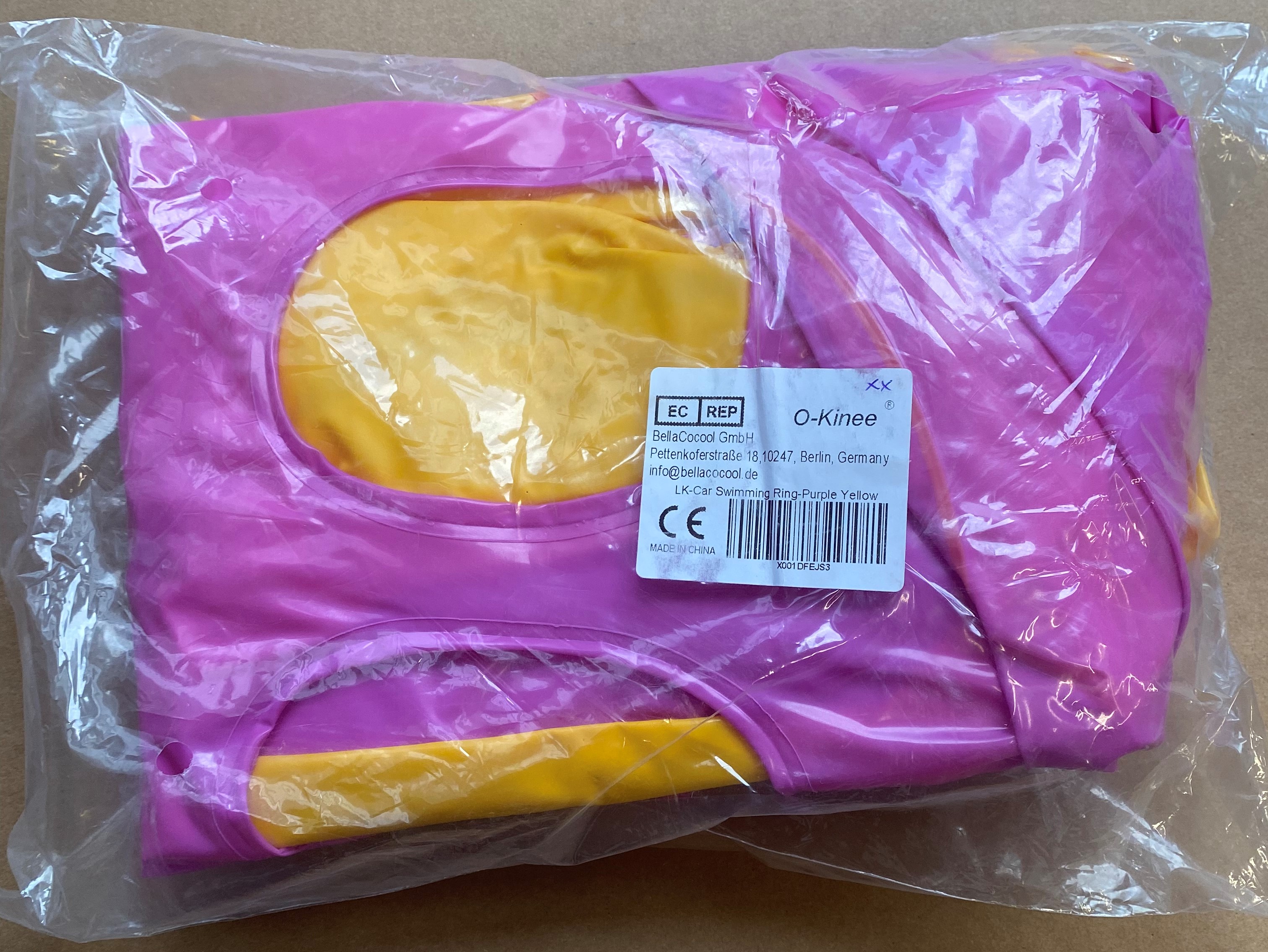 Imagen oficial de Inflatable toy ; O-Kinee ; Car Swimming Ring publicada por OECD