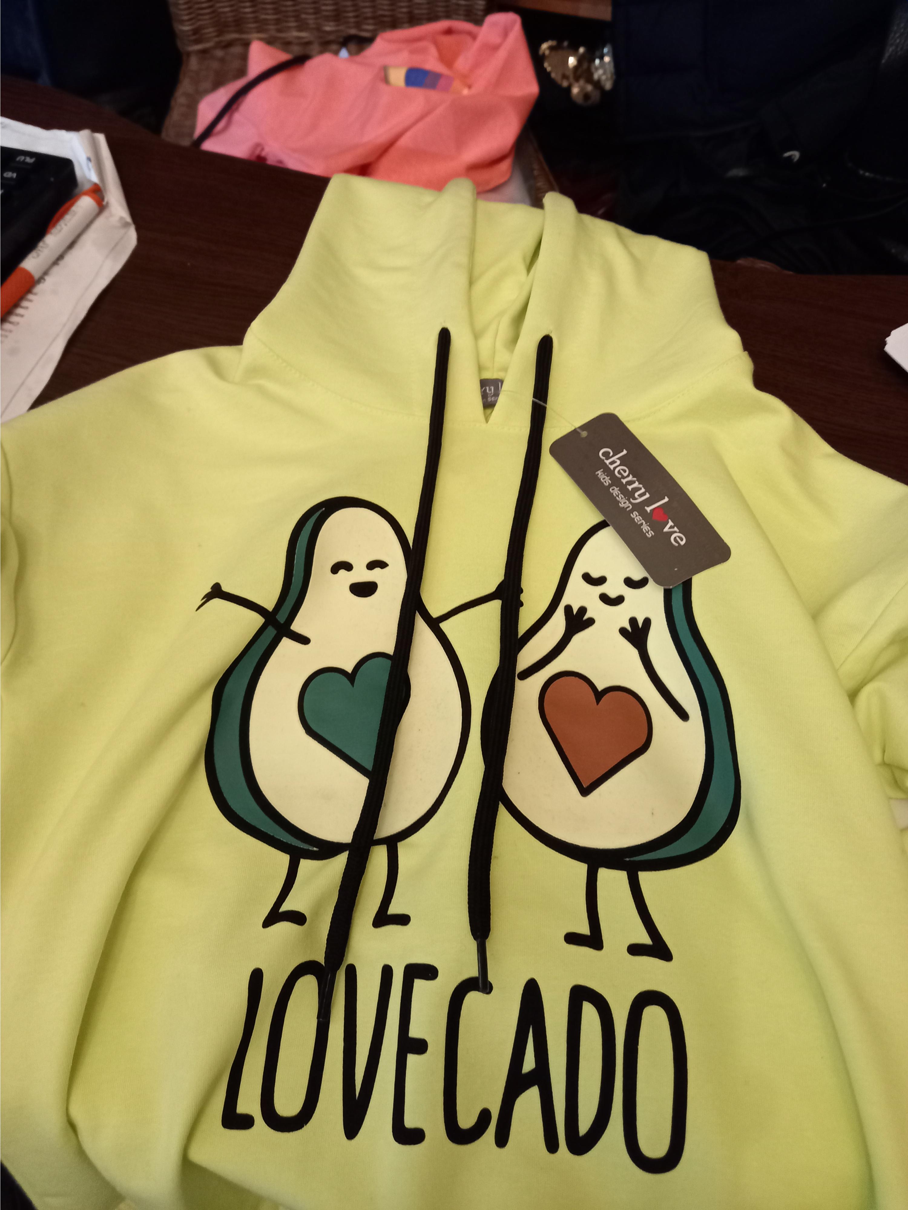 Imagen oficial de Children`s sweatshirt ; „Cherry love“ ; publicada por OECD 4