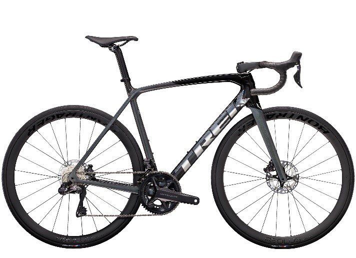Imagen oficial de Trek MY22 Speed Concept SLR bicycles, Trek MY21-MY22 Emonda SLR bicycles, and Bontrager Aeolus RSL VR-C handlebar/stems publicada por OECD 2
