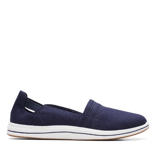 Imagen oficial de Several versions of Clarks women’s shoes sold under the "Breeze" style name, as reflected below. publicada por OECD 3
