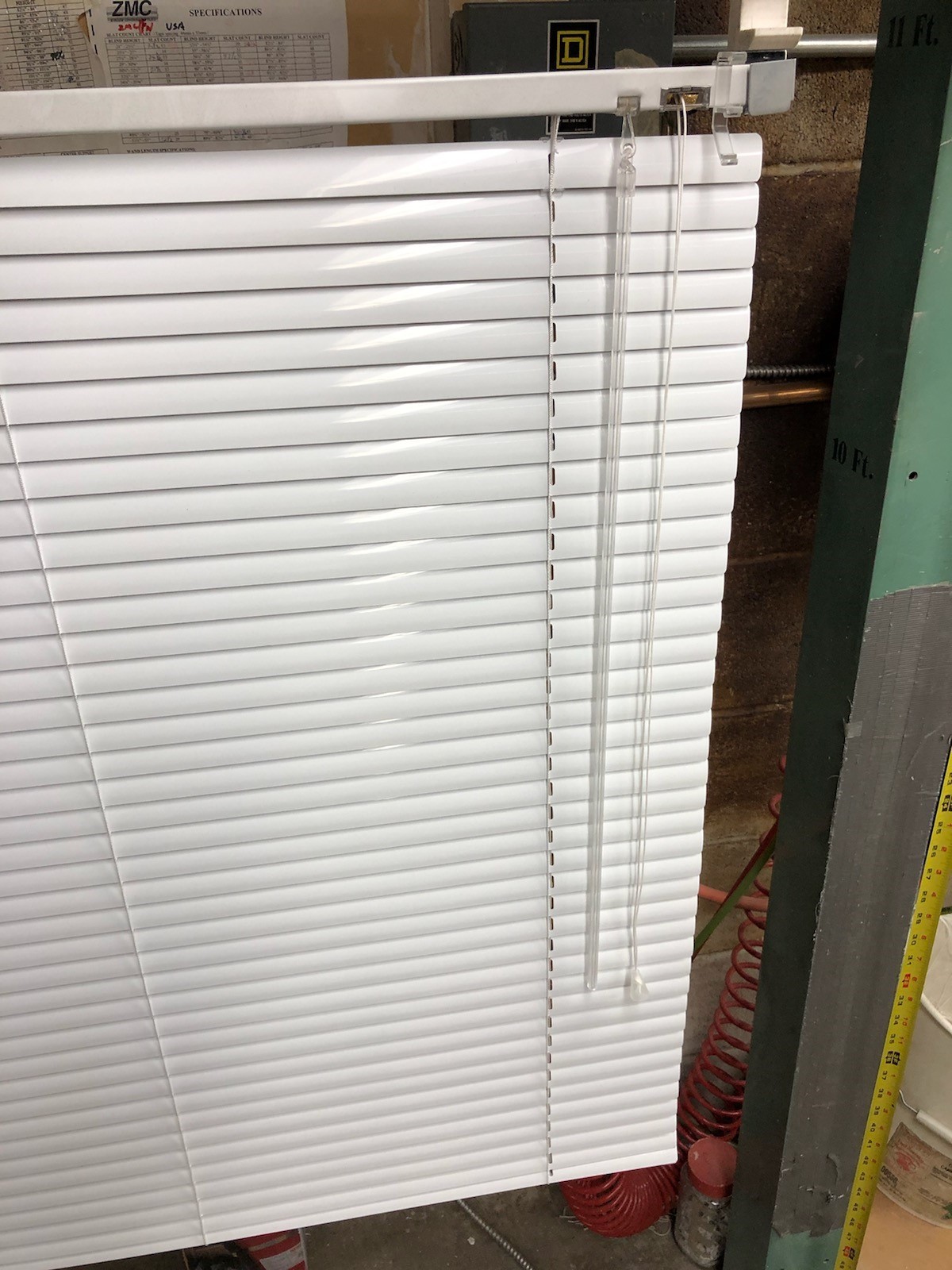 Imagen oficial de Certain 1 inch mini-blind products sold from 2009-2019 manufactured by B&B Blinds and installed in homes in Alberta publicada por OECD