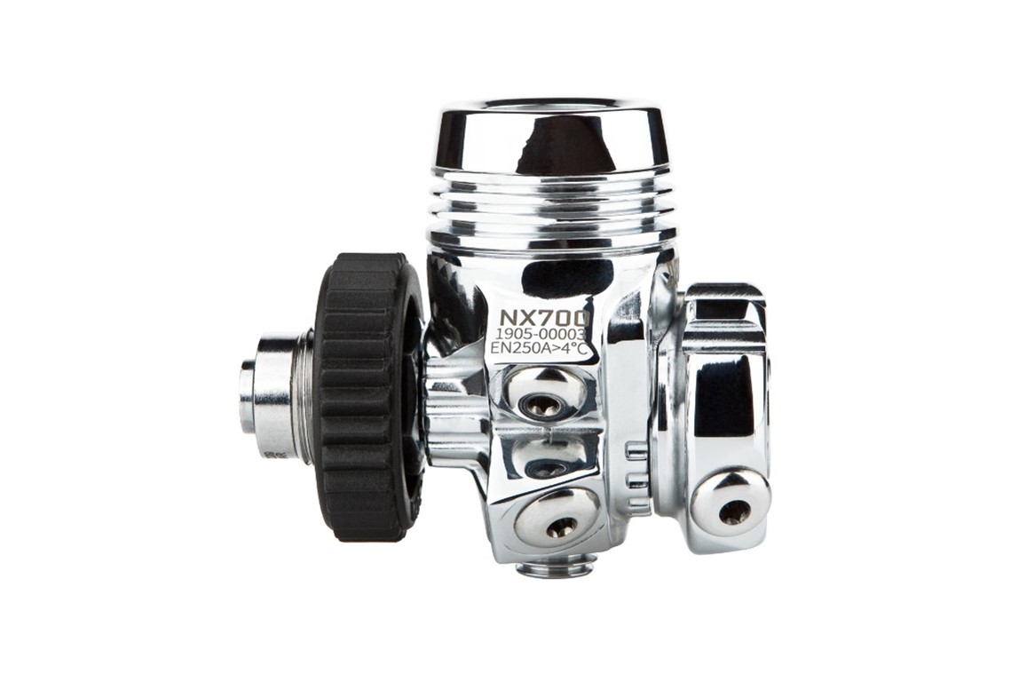 Imagen oficial de XDEEP NX700 scuba regulator publicada por OECD 3