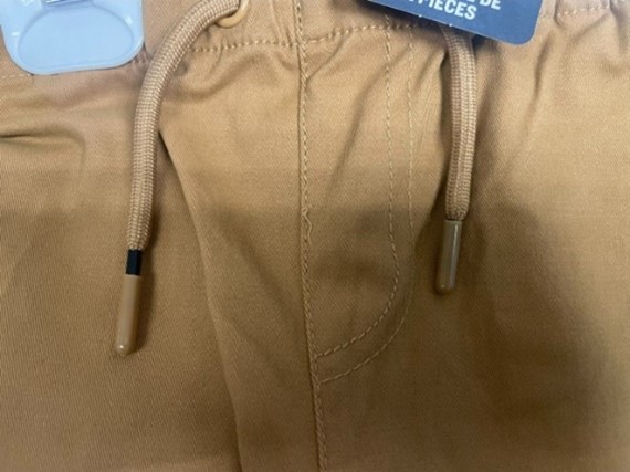 Imagen oficial de 2-piece Tommy Bahama Set (Smiley Crew Neck Long Sleeve with Twill Pant) publicada por OECD 2