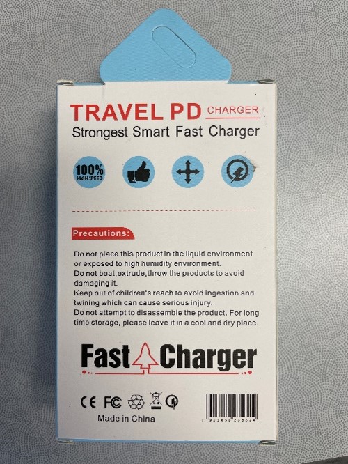 Imagen oficial de Travel PD Charger PD+ QC3.0 and USB-C 20W Power Adapter publicada por OECD 2