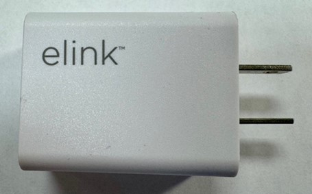Imagen oficial de elink 2.1A USB Charger publicada por OECD