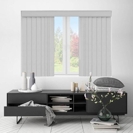 Imagen oficial de Vertical Blinds with Split-Draw publicada por OECD
