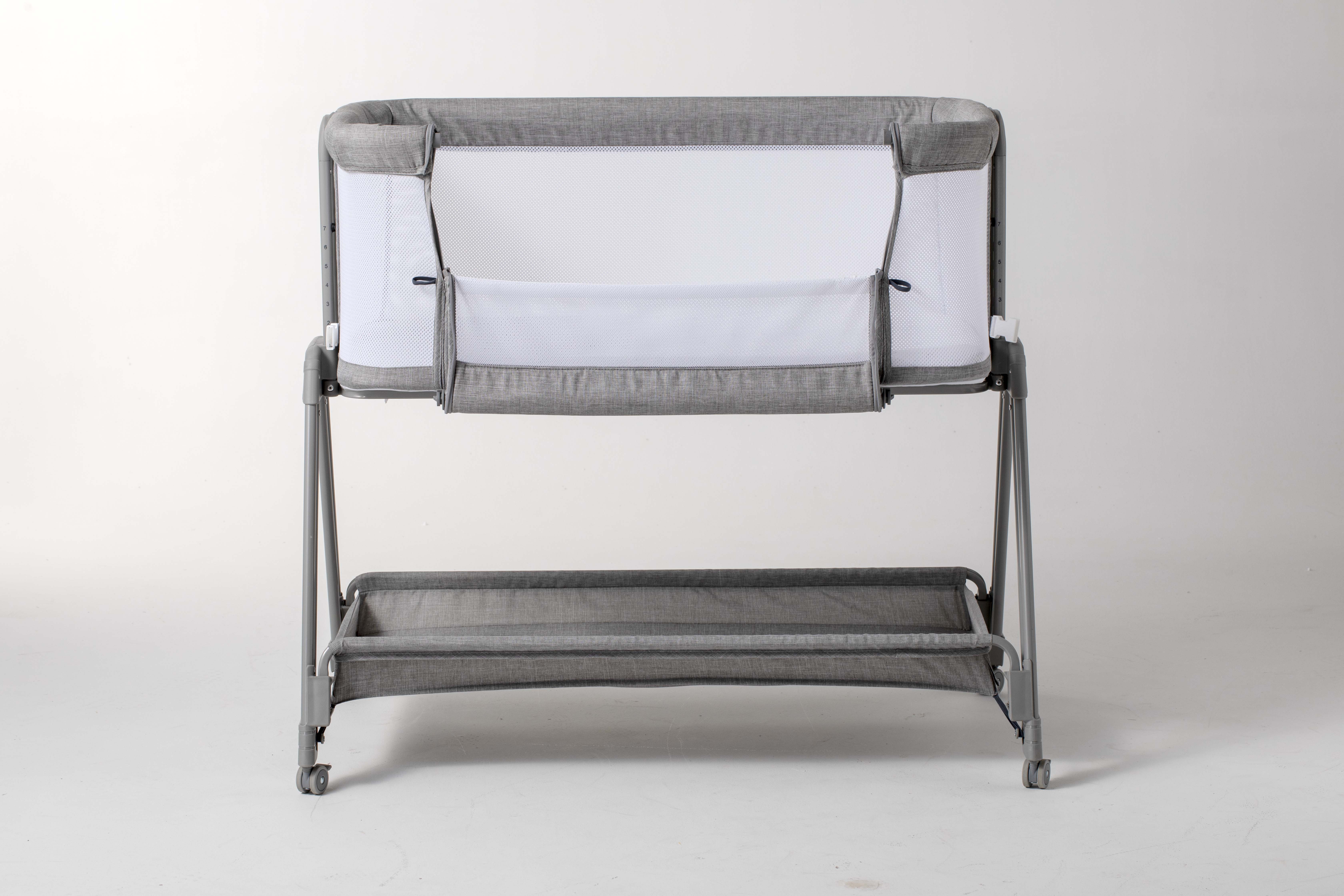 Imagen oficial de Fodoss Baby Bedside Bassinet publicada por OECD 2