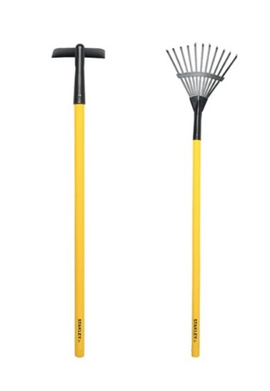 Imagen oficial de Stanley-Branded Stanley JR Kids Wheelbarrow and 7-piece Garden Set’s long hoe and rake publicada por OECD 2