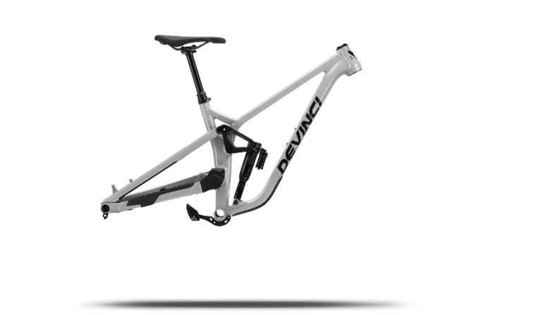 Imagen oficial de Devinci Chainsaw and Chainsaw DH alloy bikes publicada por OECD 4